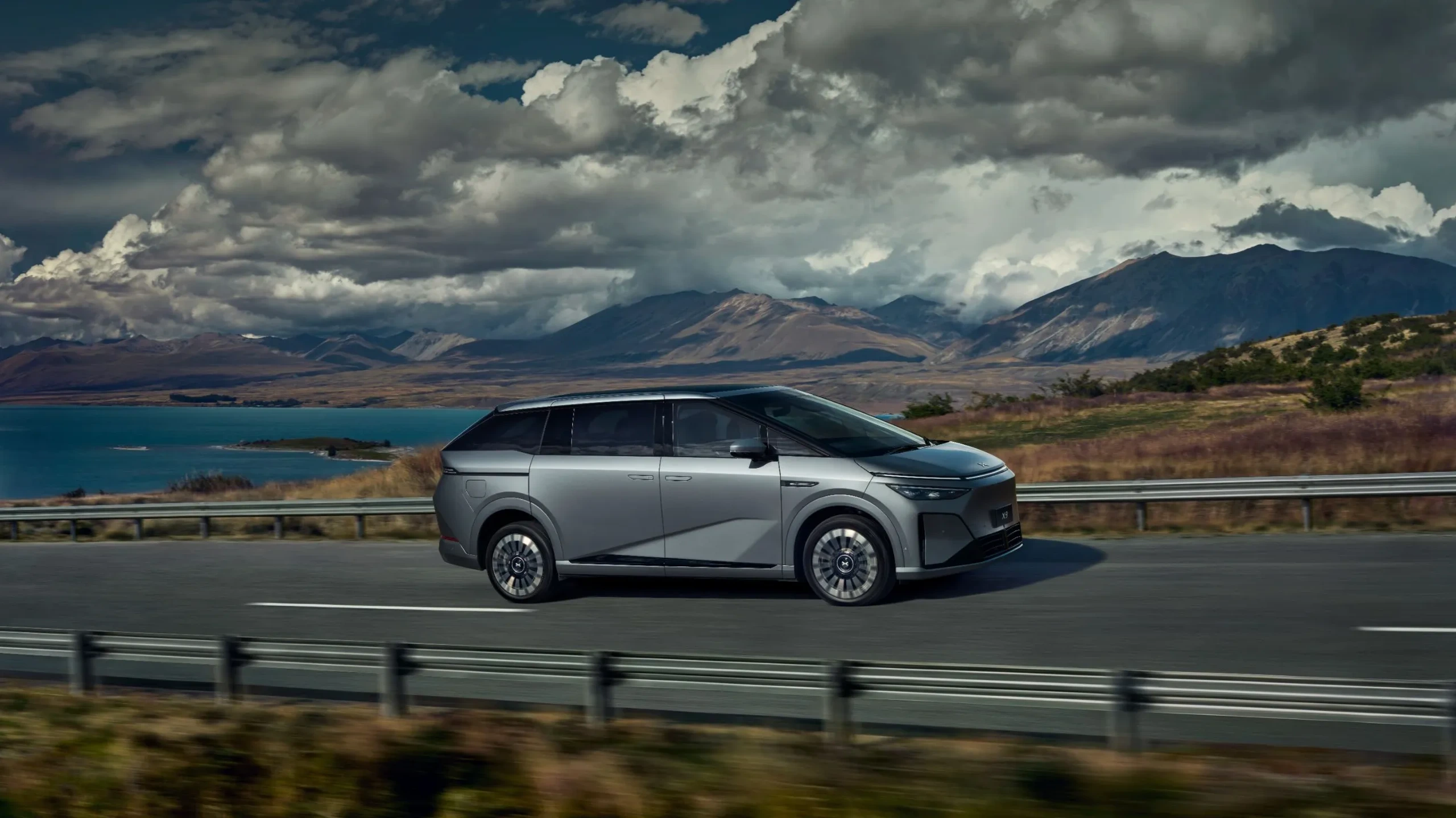 XPILOT ASSIST³ fejlett technológia XPILOT ASSIST³ fejlett technológia